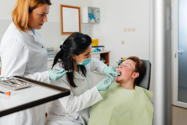 Best Emergency Dental Care for Broken or Chipped Teeth in Wmington, IL